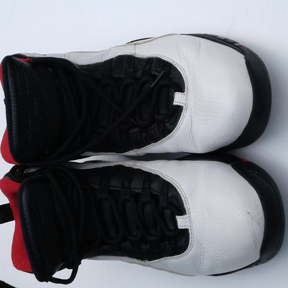 Nike Other - Men's size 13 high top tennis shoes